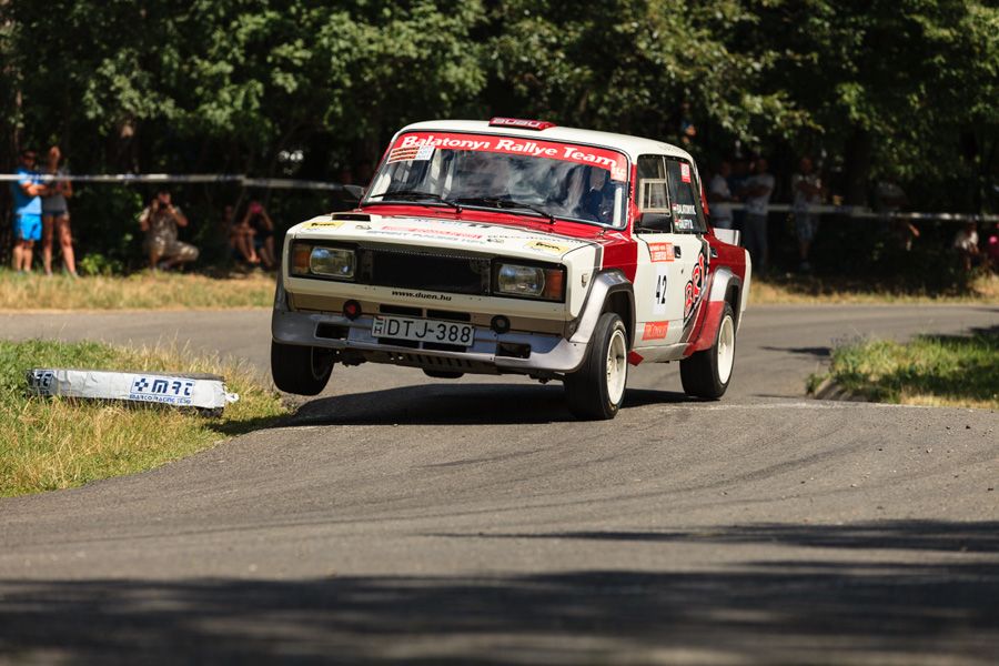 IMAGE: http://i1364.photobucket.com/albums/r727/NemethRoland/20130721-143411-2081_FB_zps930608d9.jpg